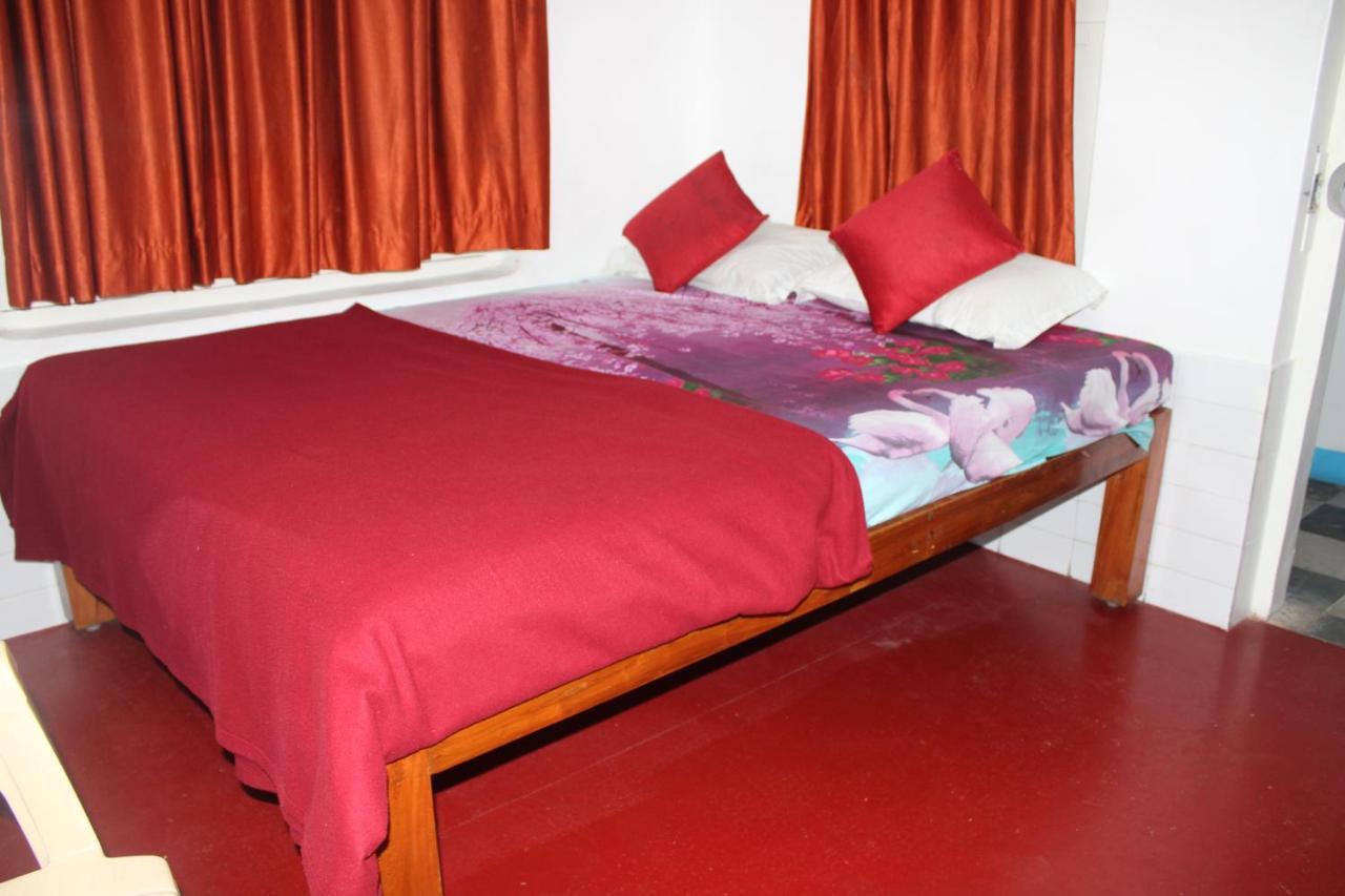 Balaji Guest House ปอนดิเชอรี ภายนอก รูปภาพ