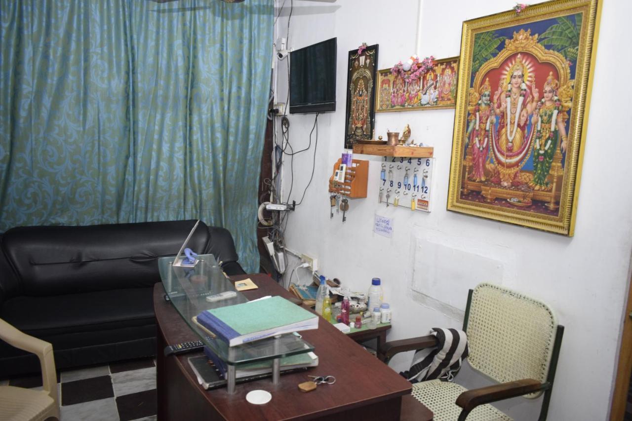 Balaji Guest House ปอนดิเชอรี ภายนอก รูปภาพ